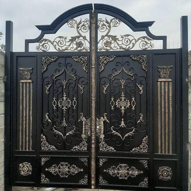 درب و پنجره سازی حسین شریفی نسب در مشهد